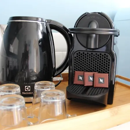 La Petite Plume - Prestiplace Collection *