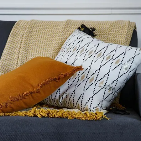 La Petite Plume - Prestiplace Collection *