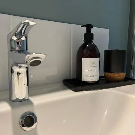 La Petite Plume - Prestiplace Collection * Tours