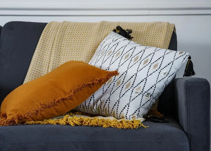 La Petite Plume - Prestiplace Collection *