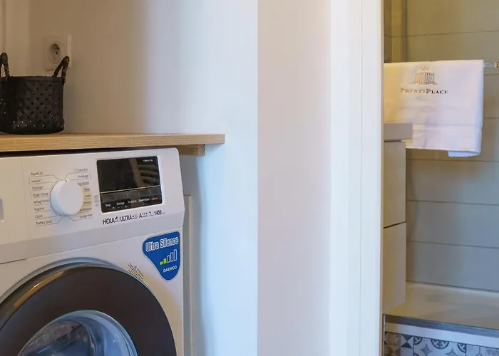 La Petite Plume - Prestiplace Collection * Tours